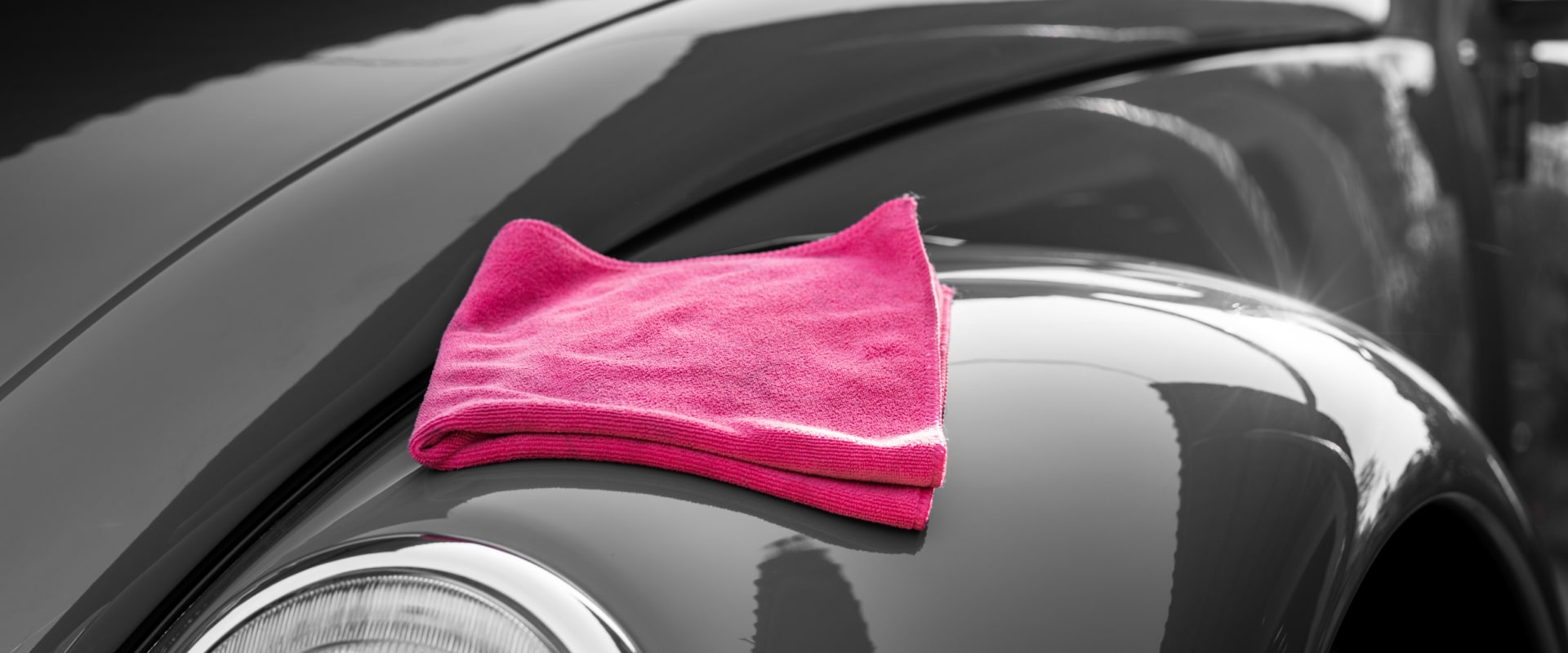 Restoring Shine to Paint: Tips for Keeping Your Car Clean and Well-Maintained